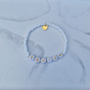 Hvitt armbånd TANTE<3